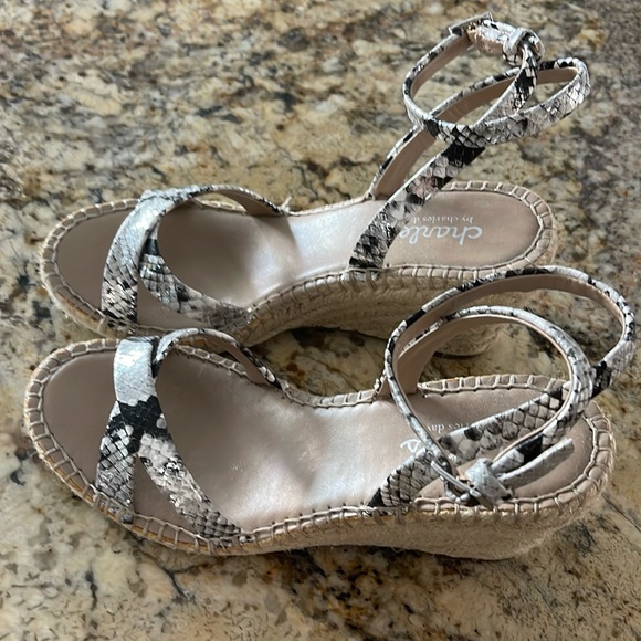 Cute Charles David Wedge Shoes - Picture 1 of 7